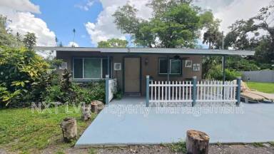 Main picture of 240 W Mariana Ave