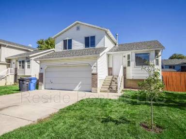 Main picture of 2680 N 270 E