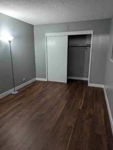 Main picture of 280 N Park Victoria Dr