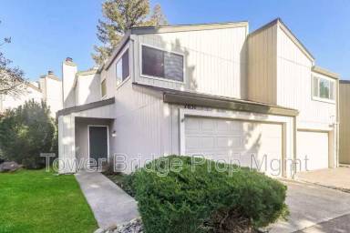 Main picture of 7831 Hampton Ln