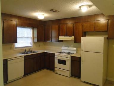 Main picture of 619 Pierce Ave