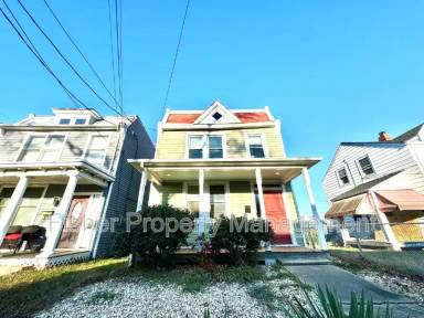 Main picture of 3202 P St
