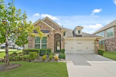 Main picture of 10098 Black Maple Dr