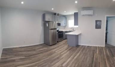 Main picture of 2608 Prospect Ave