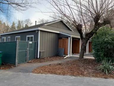 Main picture of 13076 Ridge Rd