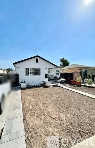 Main picture of 3836 W 119th St