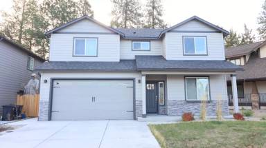 Main picture of 20437 SE Senden Ln