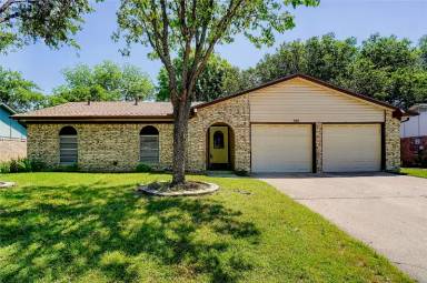 Main picture of 321 Navajo Dr