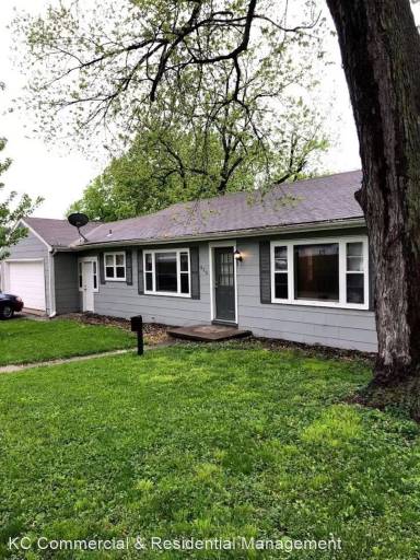 Main picture of 520 N Crysler Ave