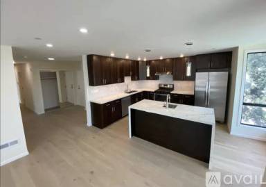 Main picture of 2405 17th Ave