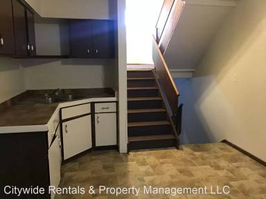 Main picture of 8889J N Swan Rd