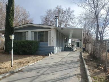 Main picture of 600 W Crocker Ave