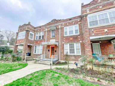 Main picture of 712 6th Ave S