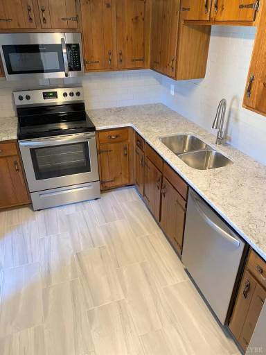Main picture of 17 Cape Henry Ct