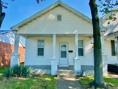 Main picture of 1616 E Division St