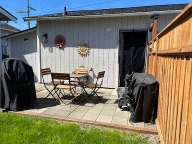Main picture of 6805 S Puget Sound Ave