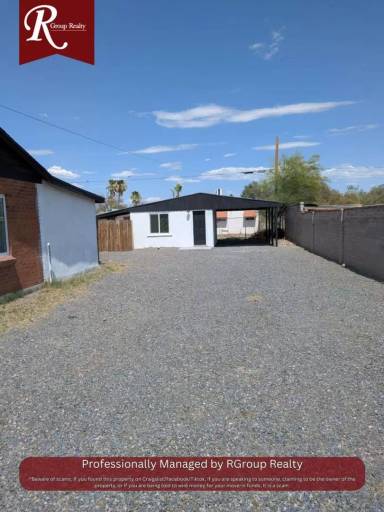 Main picture of 648 N Desert Ave