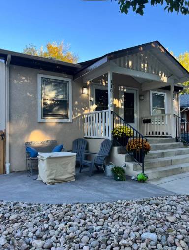 Main picture of 110 S Sherwood St