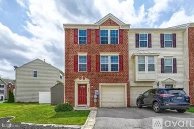 Main picture of 822 Blossom Dr