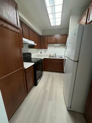 Main picture of 98-499 Pono St