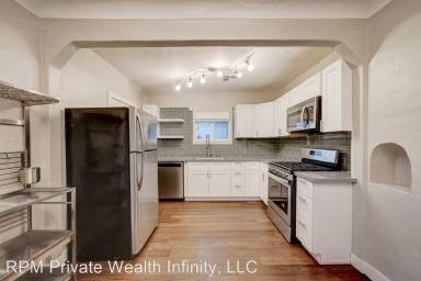 Main picture of 1934 E Brill St