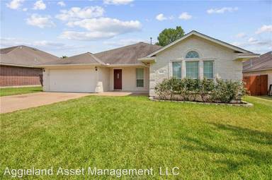 Main picture of 1402 Fincastle Loop