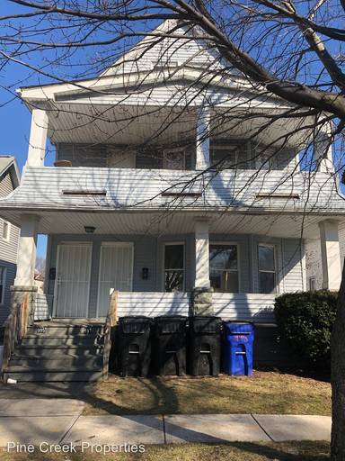 Main picture of 995 Ida Ave