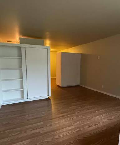 Main picture of 413 NE 73rd St