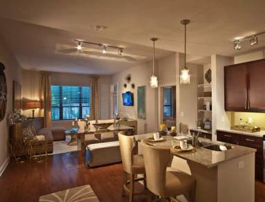 Main picture of 92 West Paces