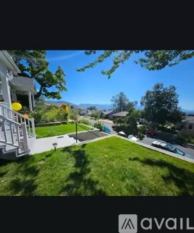Main picture of 609 E 9th Ave