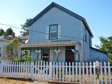 Main picture of 1042 Blaine St