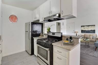 Main picture of 3585 Centinela