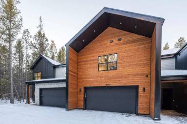 Main picture of Beautiful Custom Townhome for Rent in Island Park- NAME YOUR LEASE TERMS