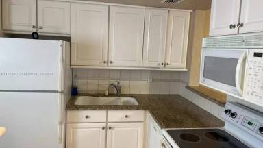 Main picture of 000 E Hallandale Bch Blvd