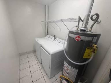Main picture of 470 N 100 E