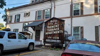 Main picture of 800 5th St