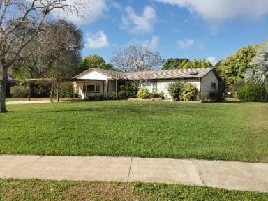 Main picture of 2704 Forest Dr