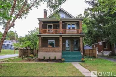 Main picture of 3090 Losantiville Ave