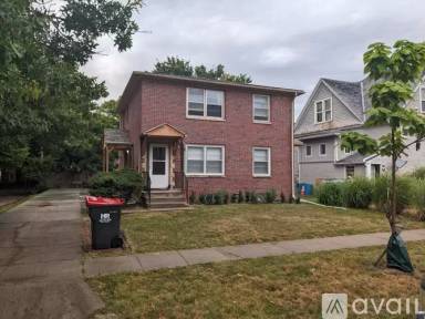 Main picture of 1950 Garfield St