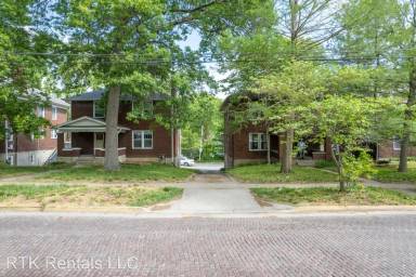 Main picture of 1403 University Ave