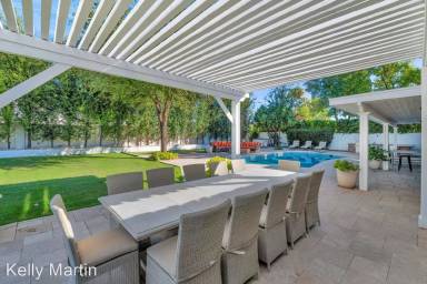 Main picture of 6020 E Calle del Media