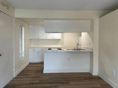 Main picture of 7630 Normal Ave