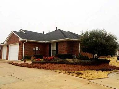 Main picture of 2201 NW 155th St