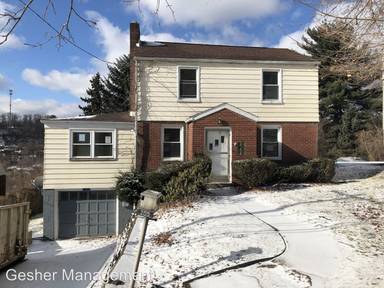 Main picture of 205 Collins Dr