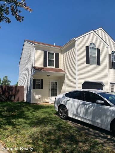 Main picture of 278 Wexford Dr W