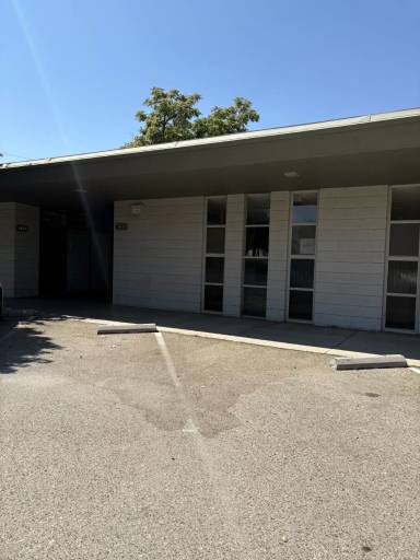 Main picture of 145 N N St