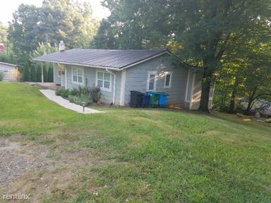 Main picture of 100 Ivy Hill Rd