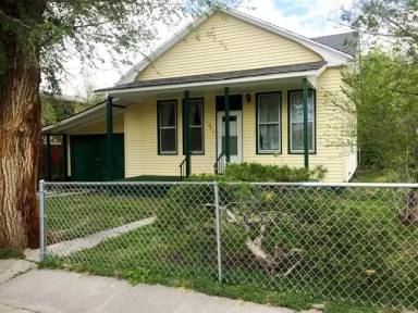 Main picture of 1201 N Melrose St