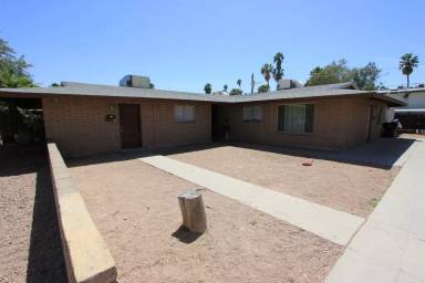 Main picture of 430 N Hall