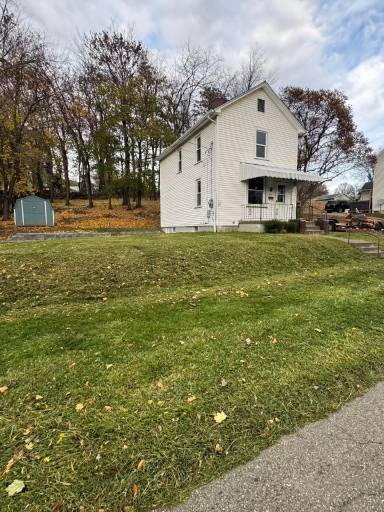 Main picture of 834 W Martin St